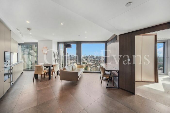 1 Bedroom Flat To Rent In Chronicle Tower, B City Road, Islington, London, EC1V