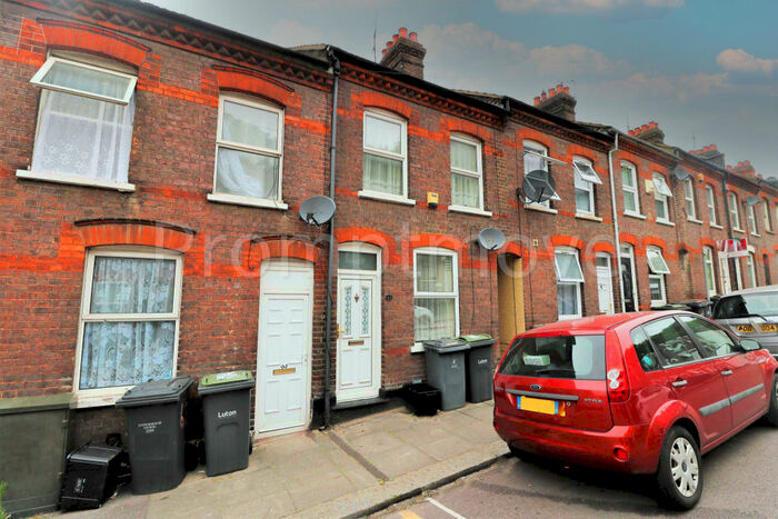 2 Bedroom Terraced House To Rent In Hartley Road Luton, LU2