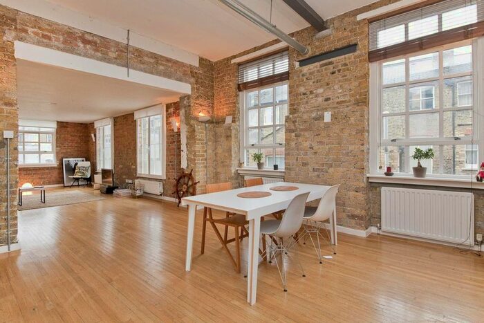 1 Bedroom Flat To Rent In Carysfort Road, Stoke Newington, London, N16