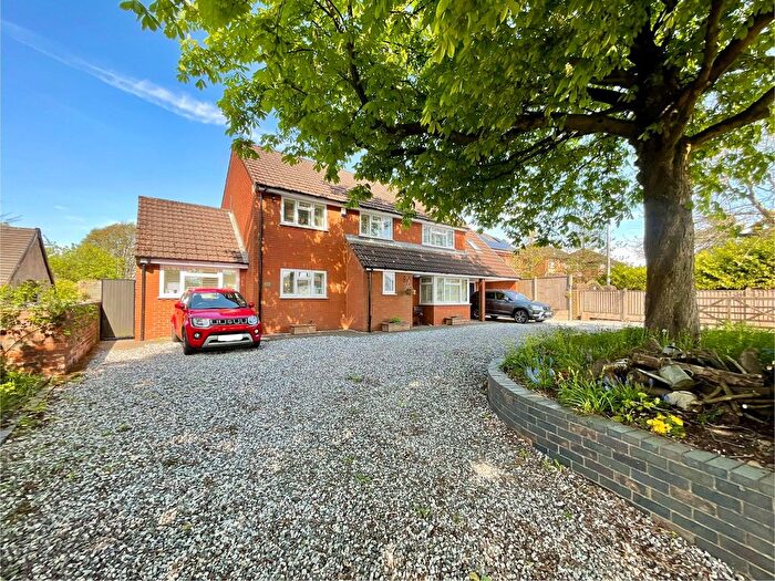 3 Bedroom Detached House For Sale In Windmill Hill, Rough Close, ST3