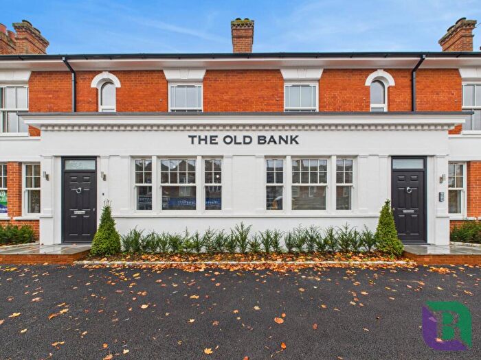 1 Bedroom Apartment For Sale In High Street, Woburn Sands, MK17