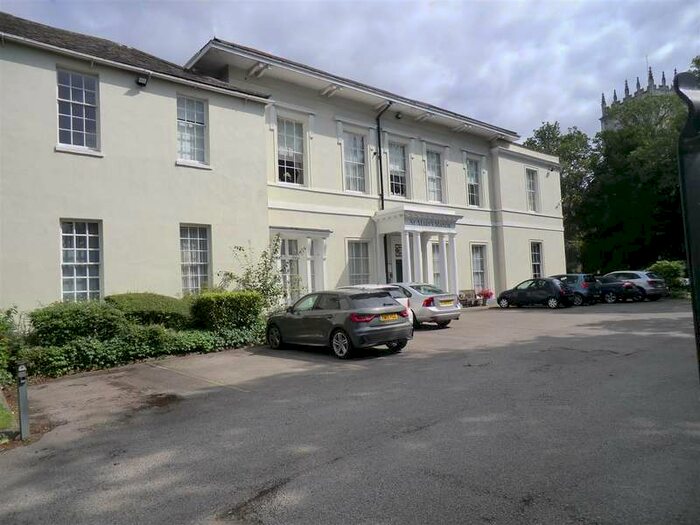 2 Bedroom Flat To Rent In North Bar Within, Beverley, HU17