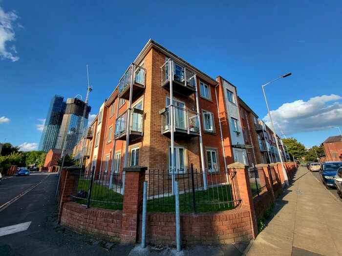 2 Bedroom Flat To Rent In St. Wilfrids Street, Hulme, Manchester., M15