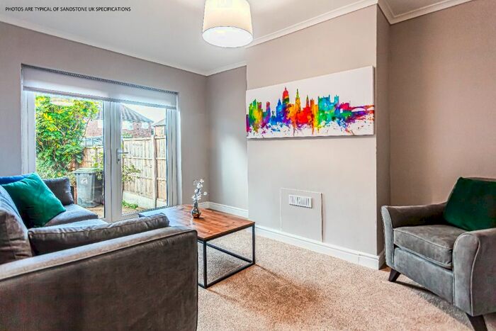 4 Bedroom Semi-Detached House To Rent In Slade Lane, Fallowfield, Manchester, M19