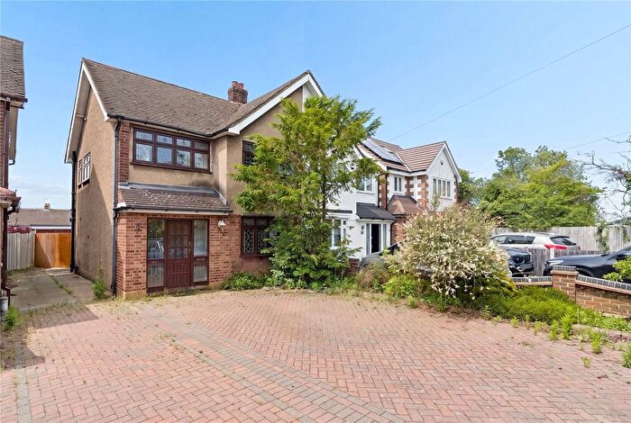 3 Bedroom Semi-Detached House For Sale In Cornwall Close, Hornchurch, RM11