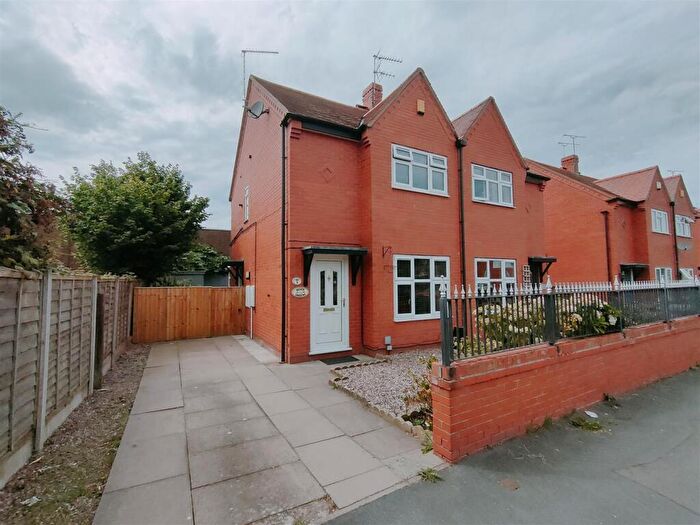 2 Bedroom Semi-Detached House For Sale In Manor Gardens, Nantwich, CW5