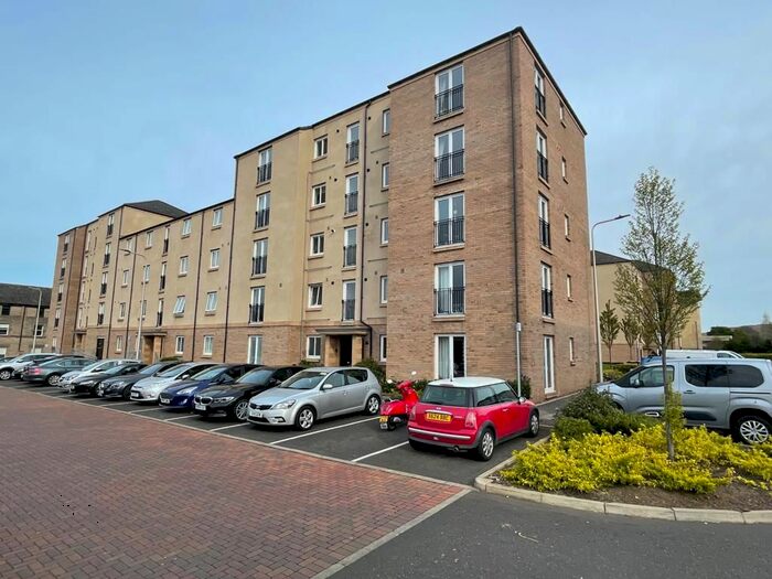 2 Bedroom Flat To Rent In Flaxmill Place, Edinburgh, EH6