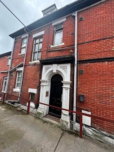 Studio To Rent In Denzil Ave, SO14