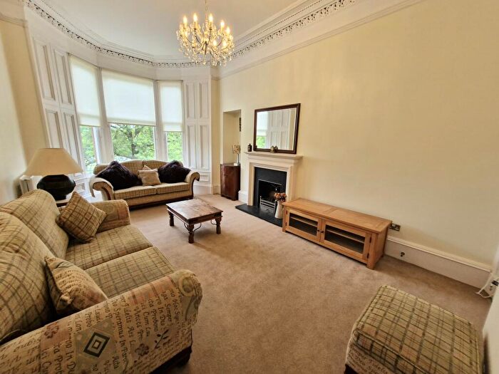 2 Bedroom Flat To Rent In Sauchiehall Street, Kelvingrove, G3