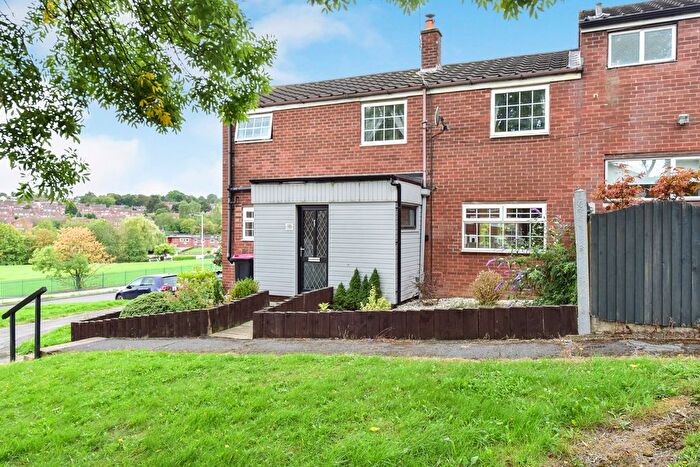 3 Bedroom Semi-Detached House For Sale In Roughwood Way, Rotherham, S61