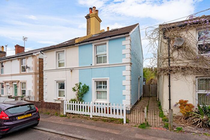 3 Bedroom Semi-Detached House For Sale In Norman Road, Tunbridge Wells, Kent, TN1
