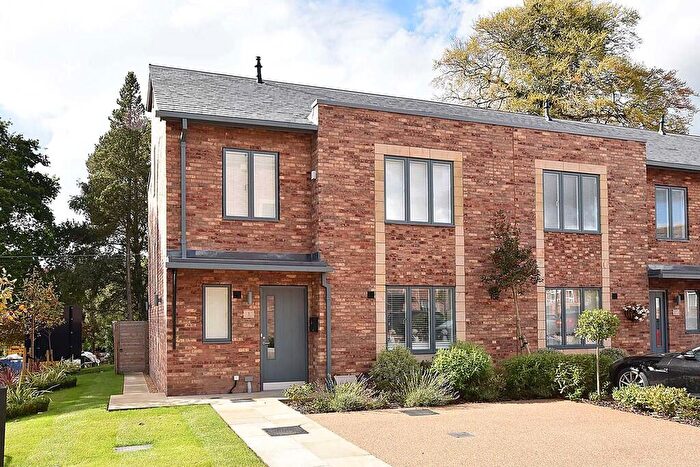 3 Bedroom Town House To Rent In Congleton Road, Nether Alderley, SK10