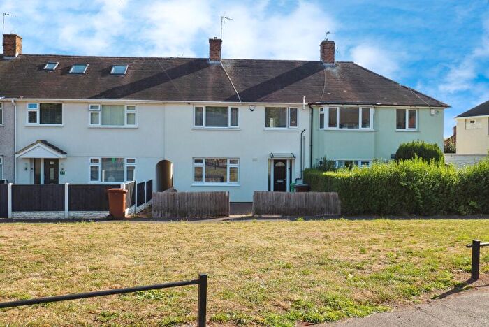 3 Bedroom Terraced House For Sale In Farnborough Road, Clifton, Nottingham, NG11