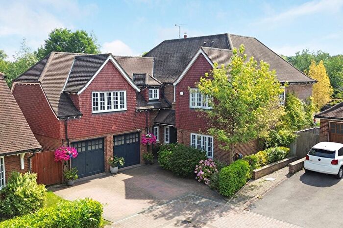 5 Bedroom Detached House For Sale In Canal Way, Over, Gloucester, Gloucestershire, GL2