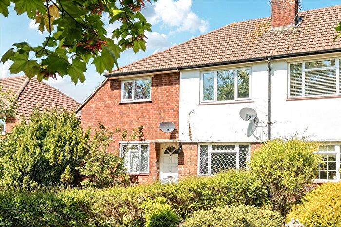 2 Bedroom Maisonette For Sale In Russett Close, Orpington, BR6