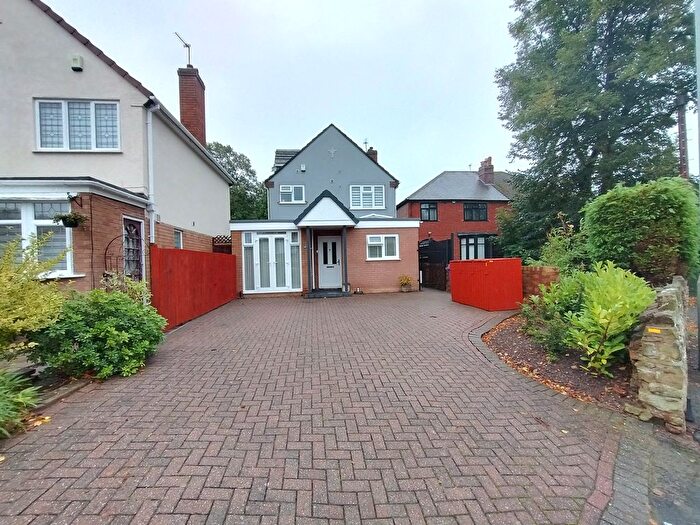 4 Bedroom Detached House To Rent In Mount Road, Penn, Wolverhampton, WV4