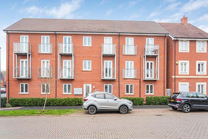 2 Bedroom Apartment For Sale In Santa Cruz Avenue, Newton Leys, Bletchley, MK3