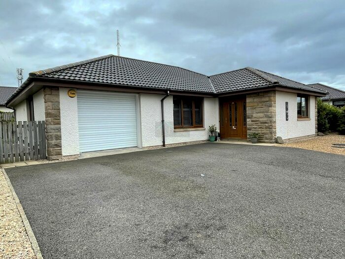 3 Bedroom Detached Bungalow For Sale In Redcraig Drive, Burghead, Moray, IV30