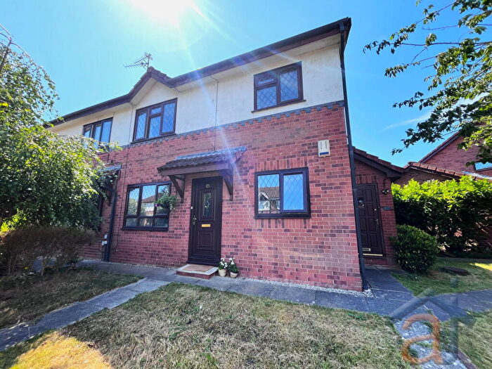 2 Bedroom Flat For Sale In Ashdown Close, Southport, PR8
