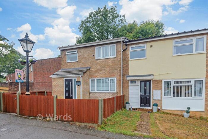 3 Bedroom End Of Terrace House For Sale In Conifer Drive, Lords Wood, Chatham, Kent, ME5