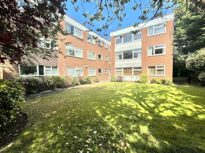 2 Bedroom Flat To Rent In Church Road, Worthing, BN13