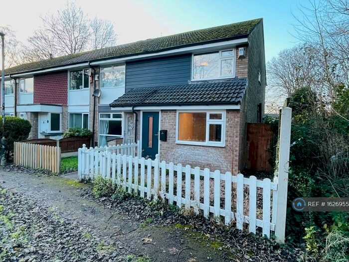 2 Bedroom Semi-Detached House To Rent In Old Well Walk, Sale, M33