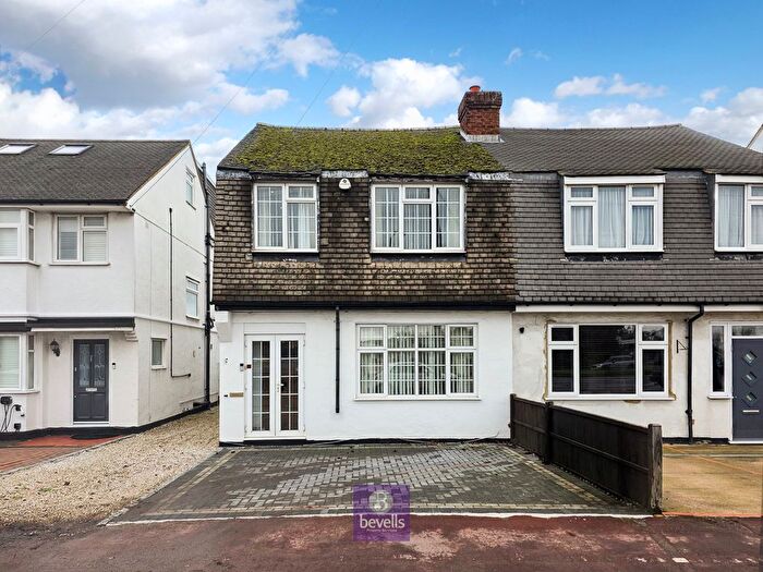 3 Bedroom Semi-Detached House To Rent In Oxford Gardens, Denham, UB9
