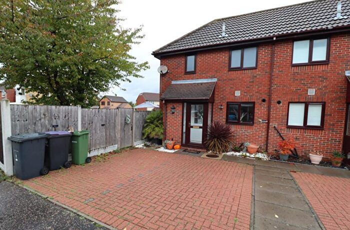1 Bedroom Semi Detached House For Sale In Ashfield, Rayleigh, SS6