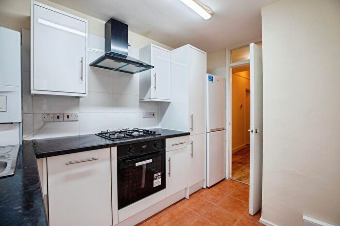 1 Bedroom Flat To Rent In Lovelinch Close, London, SE15