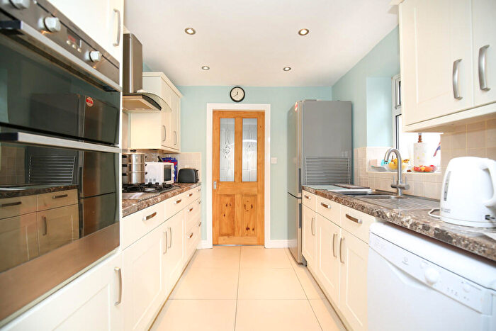 3 Bedroom Detached House For Sale In Windmill Road, Atherstone, CV9