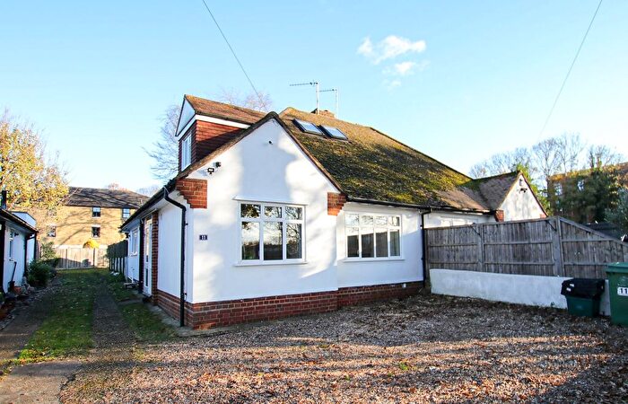 3 Bedroom Chalet To Rent In Fir Tree Grove, Carshalton, SM5