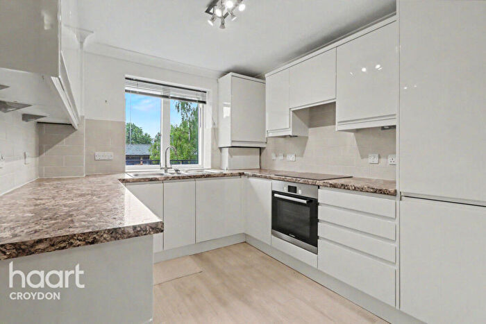 2 Bedroom Block Of Apartments For Sale In Tavistock Road, Croydon, CR0