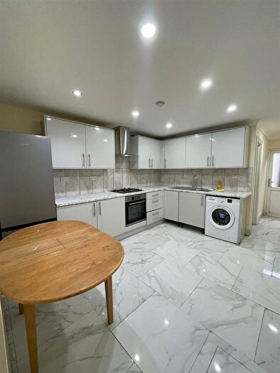 4 Bedroom Property To Rent In Kingsley Road, Hounslow, TW3