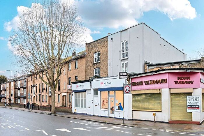 2 Bedroom Flat To Rent In Grange Road, Bermondsey, London, SE1