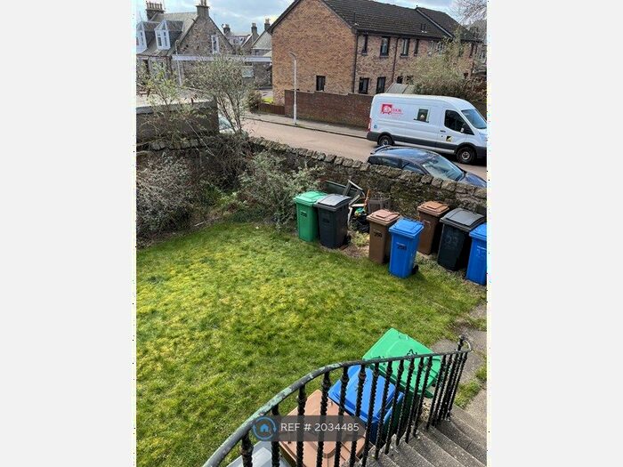 2 Bedroom Flat To Rent In Nelson Street, Kirkcaldy, KY2