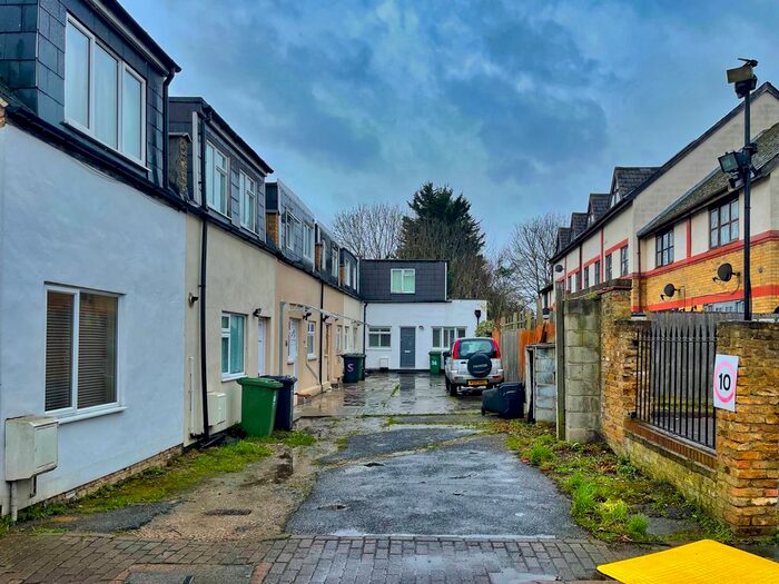 1 Bedroom Terraced House To Rent In Muirkirk Road, London SE6