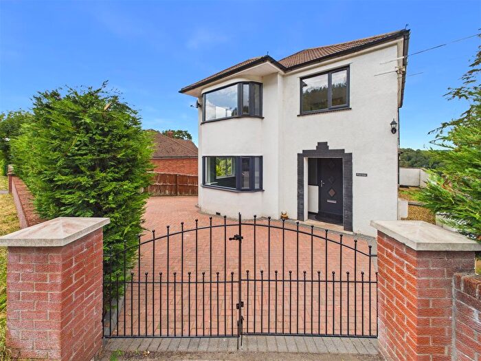 3 Bedroom Detached House For Sale In Buckshaft Road, Cinderford, GL14