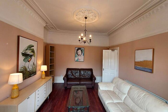 5 Bedroom Property To Rent In Holly Avenue, Jesmond, Newcastle Upon Tyne, NE2
