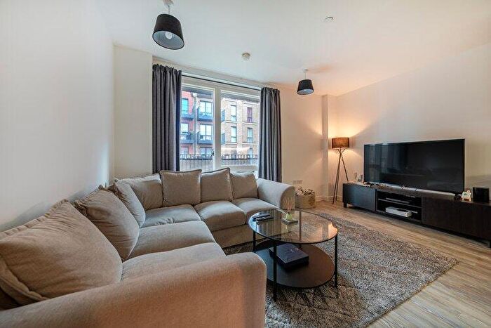 1 Bedroom Flat For Sale In Huntington House, Welwyn Garden City, Hertfordshire, AL7