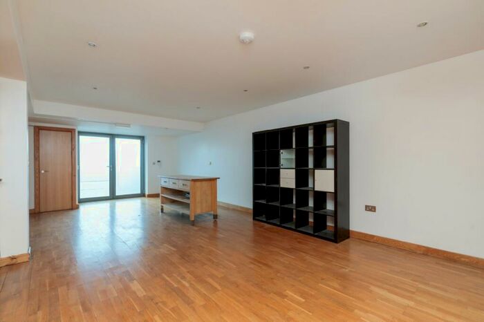 3 Bedroom Apartment To Rent In Dace Road, London, E3
