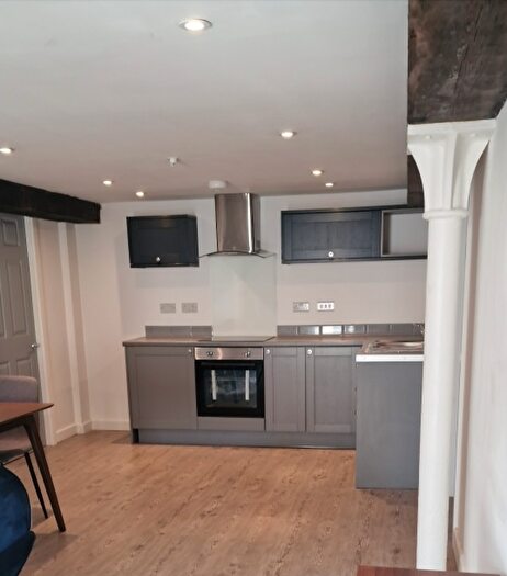 2 Bedroom Apartment To Rent In Kiln Court, DN3