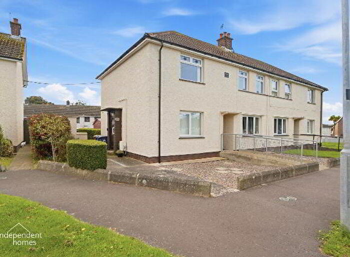 2 Bedroom 1st Floor Apartments For Sale In Kylemore Gardens, Larne, BT40
