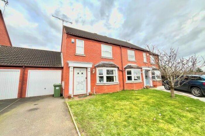 2 Bedroom Semi-Detached House To Rent In Rosewood Crescent, Leamington Spa, CV32