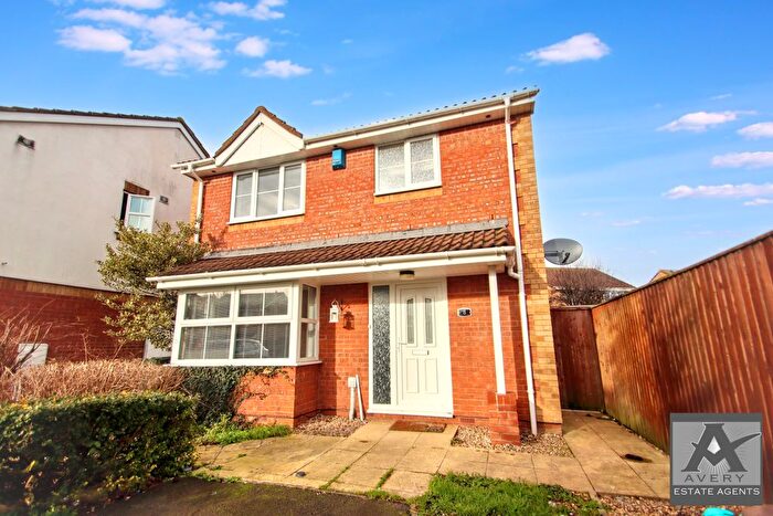 3 Bedroom Detached House To Rent In Wallace Wells Road, Burnham-On-Sea, Somerset, TA8