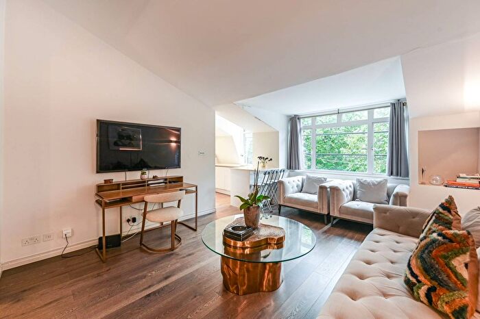 2 Bedroom Flat To Rent In Rutland Gate, Knightsbridge, London, SW7