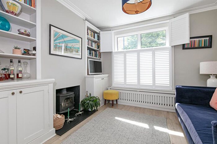 3 Bedroom Terraced House For Sale In Howbury Road, Nunhead, SE15