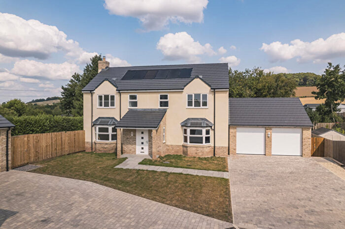 4 Bedroom Detached House For Sale In Lealands Gate, Lea, Ross-on-Wye, Herefordshire, HR9