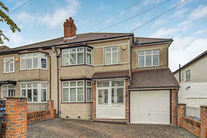 4 Bedroom Semi-Detached House For Sale In Springfield Road, Thornton Heath, CR7