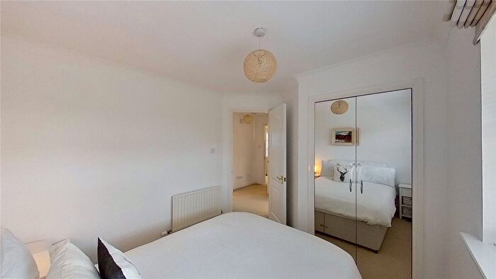 2 Bedroom Flat To Rent In East Werberside, Edinburgh, EH4