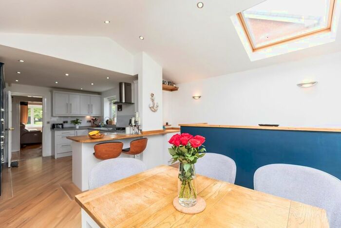 4 Bedroom Detached House For Sale In Stretton Close, Ackton, Pontefract, WF7